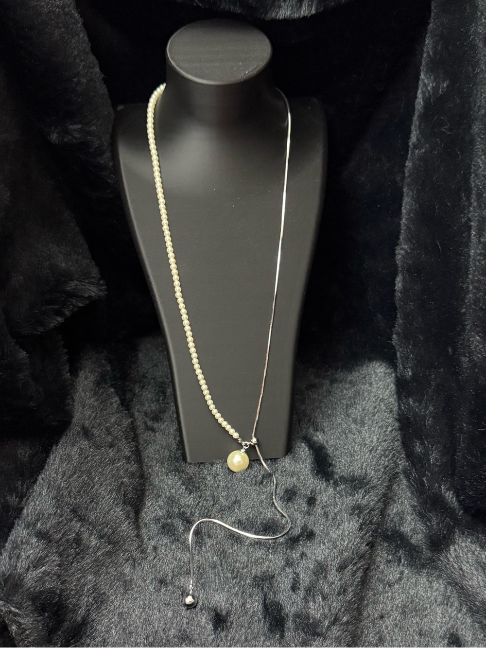 Adjustable Beaded Lariat Sweater Necklace Cream Pearl Bead Long Layering Jewelry